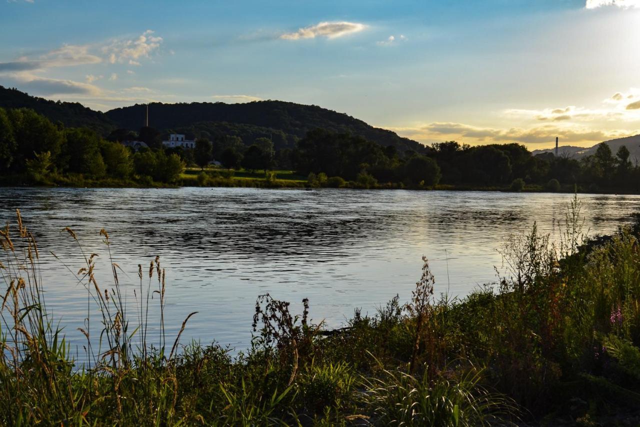 Apartman Na Palouku Povrly Exteriör bild