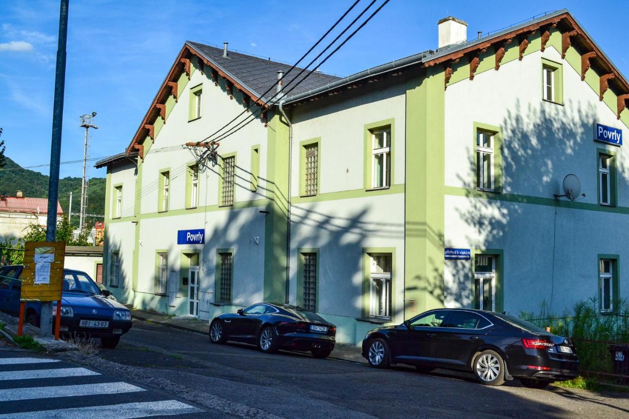 Apartman Na Palouku Povrly Exteriör bild