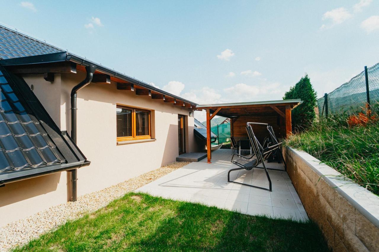 Apartman Na Palouku Povrly Exteriör bild