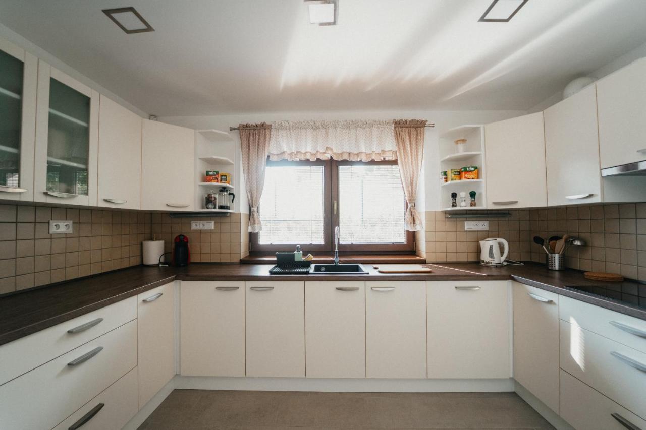 Apartman Na Palouku Povrly Exteriör bild